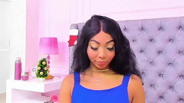 Snapshot of HaileeRoberts chatting on November 30, 2025, 1:01 pm HaileeRoberts online show from November 30, 2025, 1:01 pm