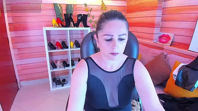 Victoria collins 1 online show from December 16, 2025, 12:09 pm