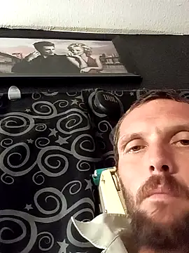 luke thighwalker2469 online show from September 18, 2025, 9:56 am