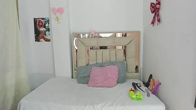 melody bonnet online show from February 7, 2025, 2:50 am