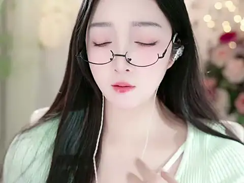 WenQingNice2 online show from December 20, 2024, 6:08 am