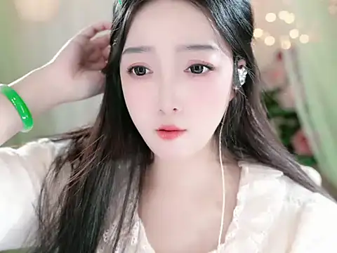 WenQingNice2 online show from December 15, 2024, 12:17 pm