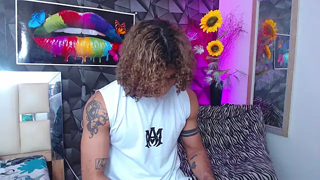 Demitryo online show from March 11, 2025, 2:42 am