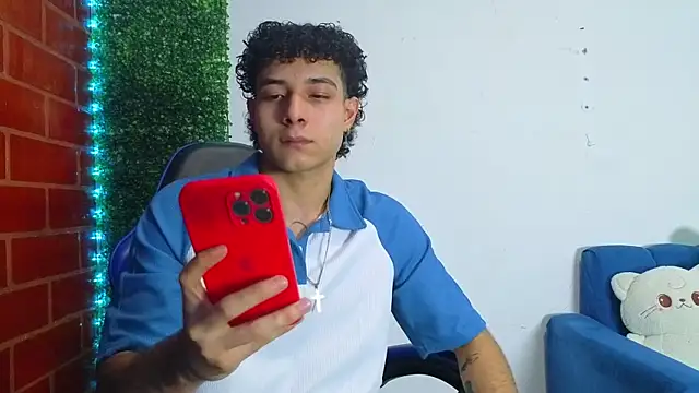 Demitryo online show from April 3, 2026, 3:13 am