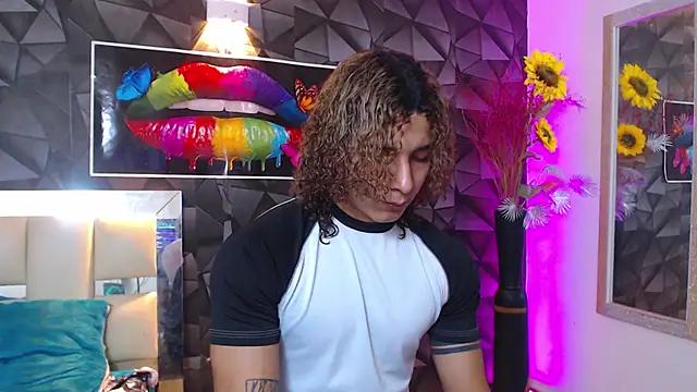 Demitryo online show from March 18, 2025, 3:12 am