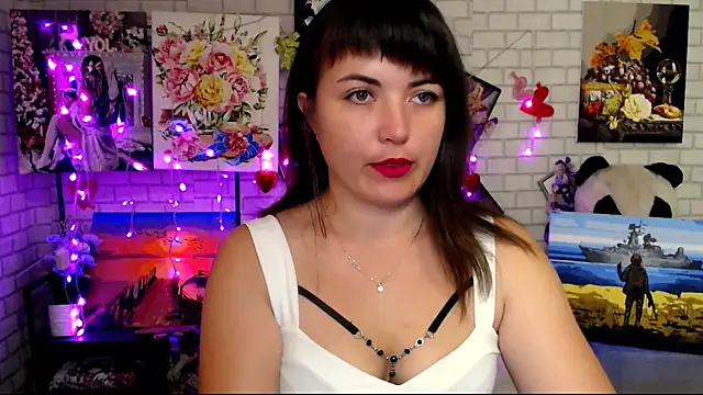 Darina M  online show from September 26, 2025, 4:52 am