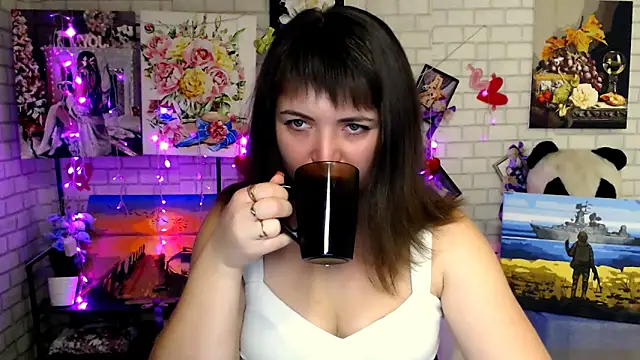 Darina M  online show from November 6, 2025, 5:33 am