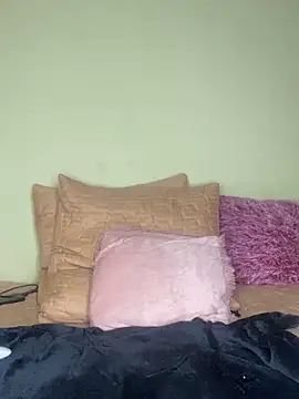 DarkBerry87 online show from March 22, 2025, 5:31 pm