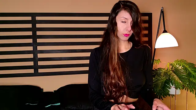 Snapshot of luna_willians chatting on June 20, 2026, 1:27 pm luna willians online show from June 20, 2026, 1:27 pm