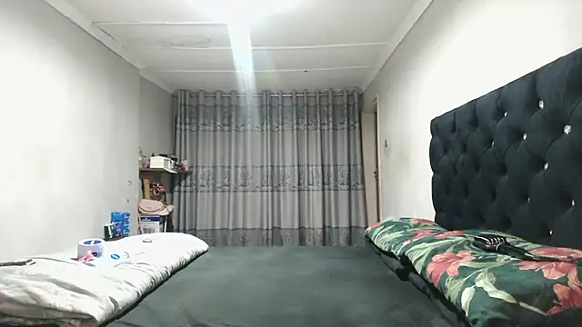 Indianmayaxoxo online show from September 21, 2025, 4:23 pm