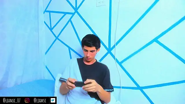 liam scott77 online show from September 28, 2025, 12:06 am