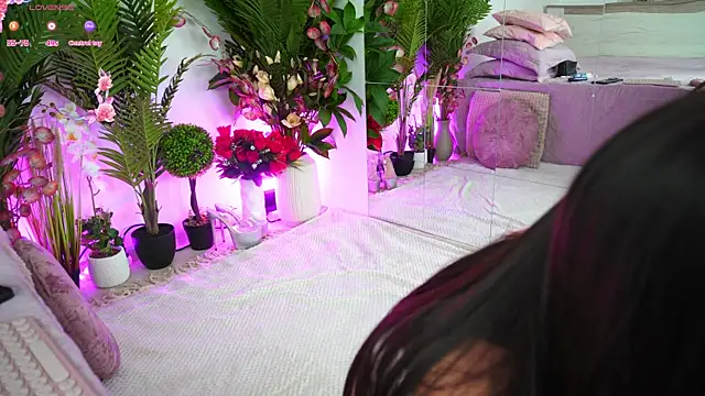 EmilyHudsson 1 online show from March 16, 2025, 6:01 pm