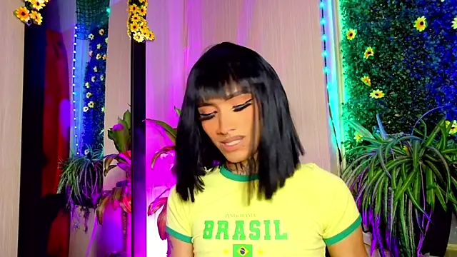 Micaela Rangel online show from October 4, 2025, 3:41 am