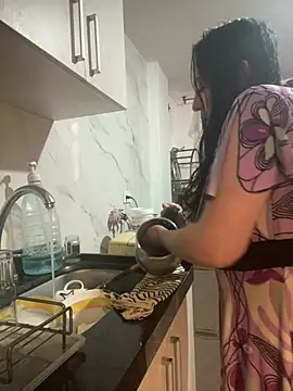 Freya Artemisa online show from January 13, 2026, 6:23 pm