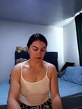 Snapshot of renata_hot1 chatting on November 20, 2025, 1:45 pm renata hot1 online show from November 20, 2025, 1:45 pm