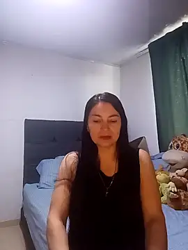 Snapshot of renata_hot1 chatting on March 18, 2025, 7:44 pm renata hot1 online show from March 18, 2025, 7:44 pm