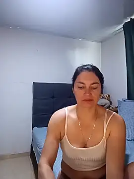 Snapshot of renata_hot1 chatting on March 20, 2025, 7:14 pm renata hot1 online show from March 20, 2025, 7:14 pm