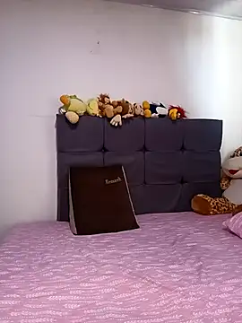 renata hot1 online show from January 9, 2026, 3:52 pm