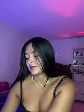 cristina1800 online show from May 16, 2026, 3:38 am