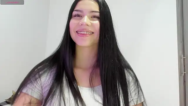 Natasha su  online show from January 4, 2025, 12:16 am