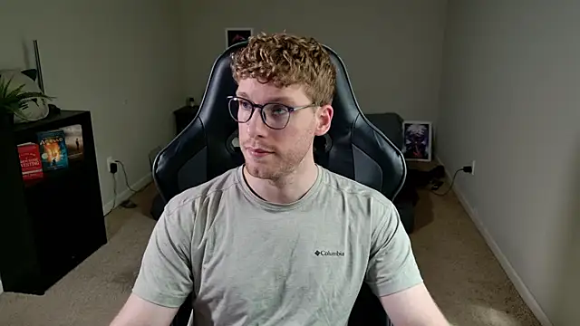 BlueEyedTallGuy94 online show from August 1, 2026, 10:19 pm