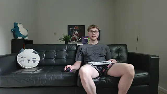 BlueEyedTallGuy94 online show from September 21, 2025, 7:08 pm