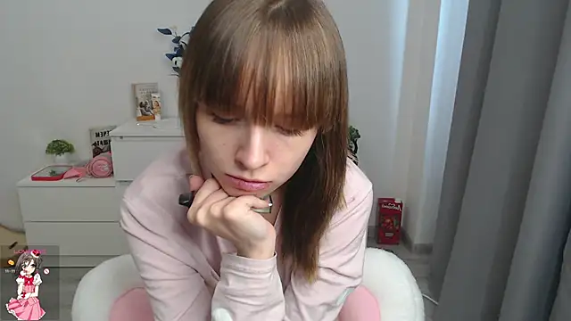 b4by LoL1 online show from March 3, 2025, 10:06 am