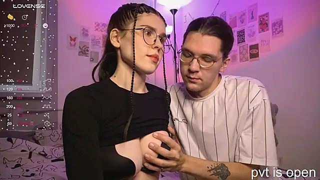 passiondesire  online show from November 9, 2025, 9:13 am