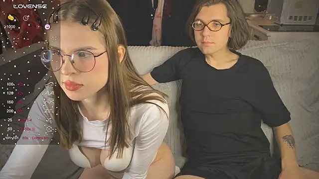 passiondesire  online show from February 22, 2025, 9:04 pm