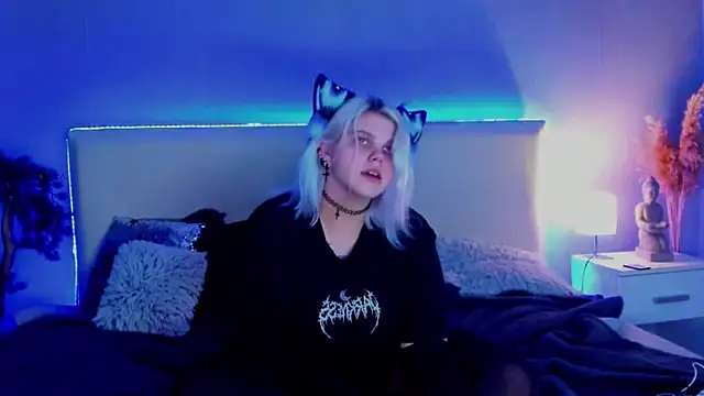 JoannLowe online show from March 15, 2025, 12:04 am