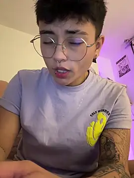 Ashley Chriss online show from February 15, 2025, 1:21 am