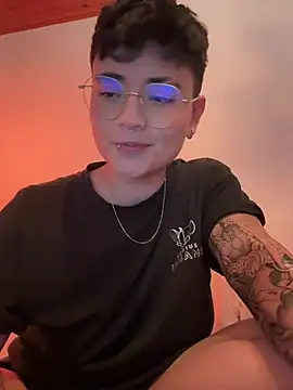 Ashley Chriss online show from January 16, 2025, 3:12 am