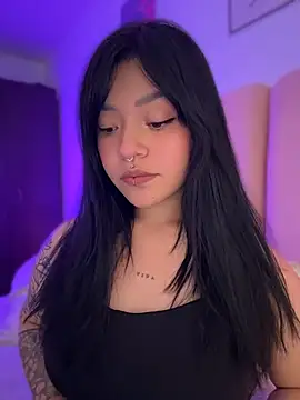 Ashley Chriss online show from July 11, 2026, 4:35 am