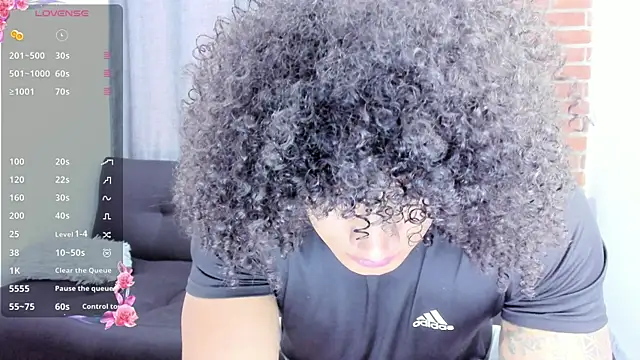 curly muscle online show from February 8, 2025, 9:04 pm