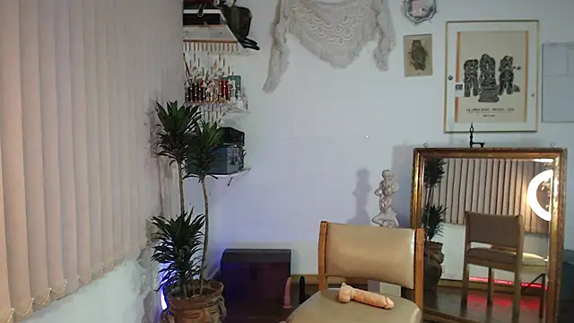 Siriss boyrag online show from October 9, 2025, 2:45 am