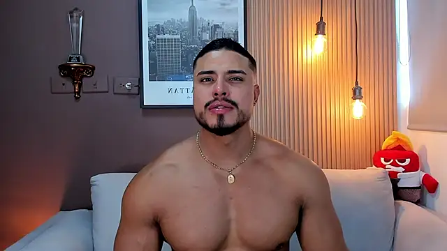 ApoloMakris online show from September 29, 2025, 7:52 pm