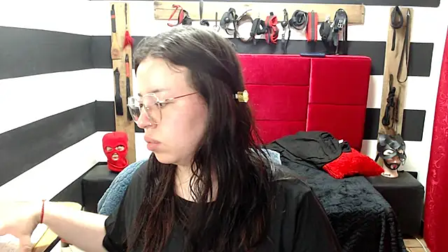 Marian Ran online show from March 18, 2025, 5:45 am