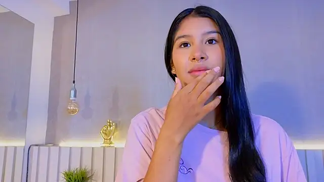 Aida moreno online show from March 26, 2026, 11:41 am