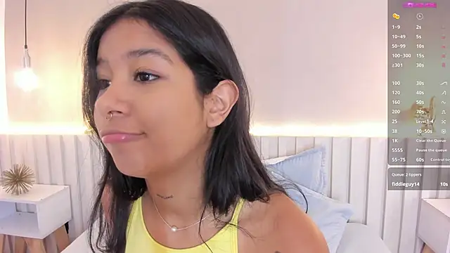 Snapshot of Aida_moreno chatting on March 16, 2025, 11:49 am Aida moreno online show from March 16, 2025, 11:49 am