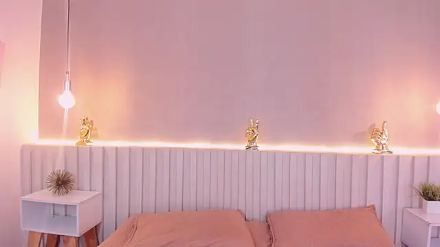 Snapshot of Aida_moreno chatting on March 21, 2025, 11:12 am Aida moreno online show from March 21, 2025, 11:12 am