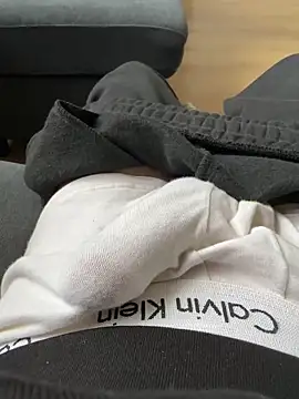 XMenX24 online show from December 2, 2024, 11:40 am