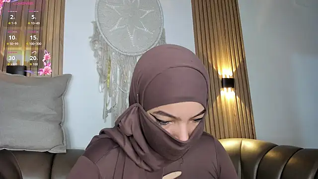 Snapshot of malak_nanyy chatting on November 29, 2025, 9:31 am malak nanyy online show from November 29, 2025, 9:31 am