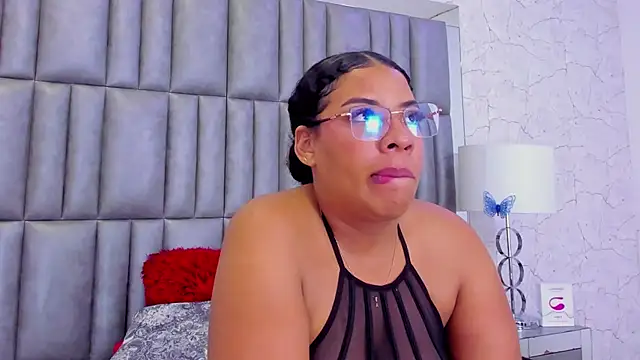 MelannyTylor online show from December 3, 2024, 7:05 am