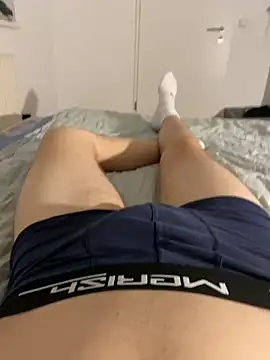 Snapshot of Nio-5 chatting on December 3, 2024, 9:50 pm Nio-5 online show from December 3, 2024, 9:50 pm