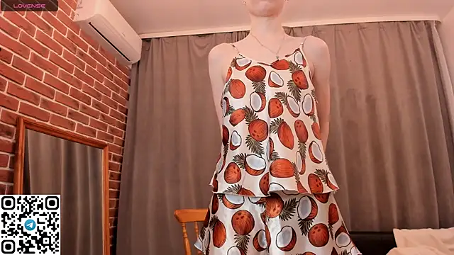 tyty piupiu online show from March 7, 2025, 5:06 pm