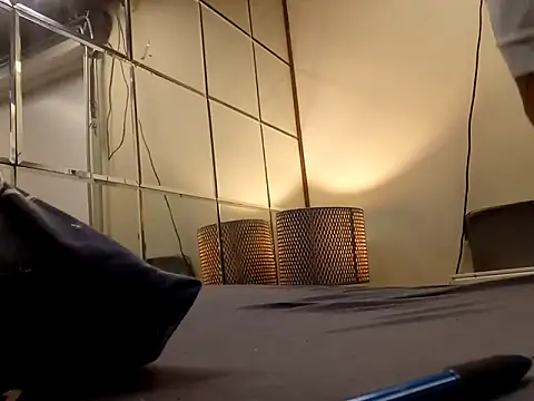 sjorgiogeorge online show from November 4, 2025, 12:36 am