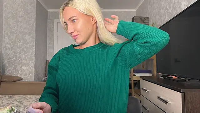 AnneBall online show from January 14, 2026, 5:44 am