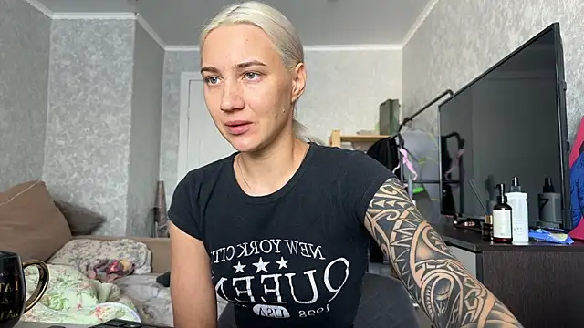 AnneBall online show from March 7, 2026, 8:32 am