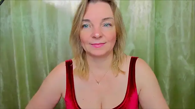 Regina  blue online show from February 3, 2025, 10:11 pm