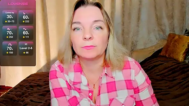 Regina  blue online show from October 5, 2025, 5:47 pm